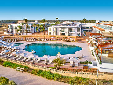 Universal Grand Leon & Spa