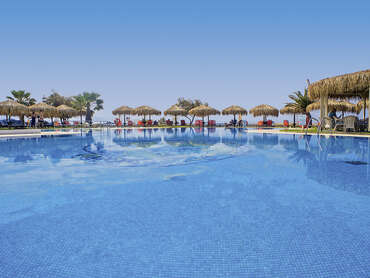 Plaza Beach Hotel