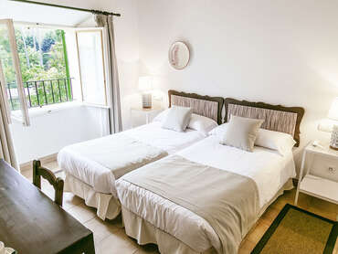 El Guia Hotel
