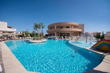 Cactus Royal Hotel