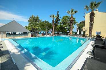 Naias Beach Hotel