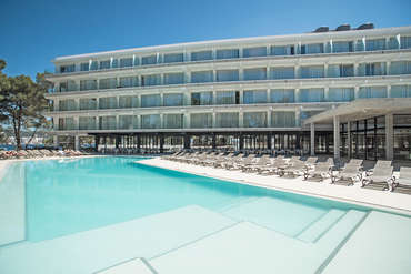 Els Pins Resort & Spa