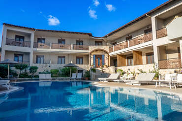 Stamos Hotel
