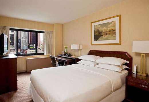 The Manhattan at Times Square Hotel