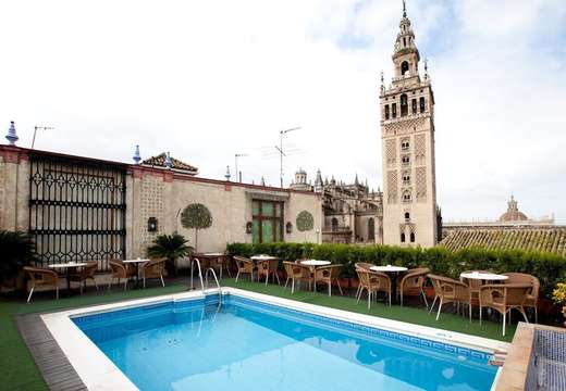Dona Maria Hotel