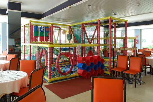 Een foto van de faciliteiten bij Hotel Surf-Mar by Samba Hotels