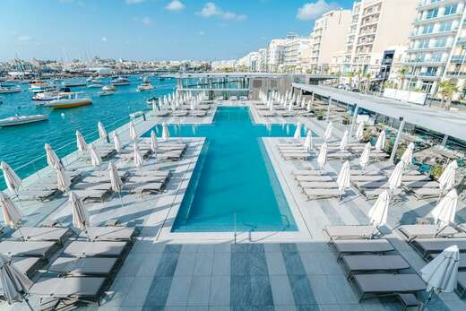 St Azur Hotel