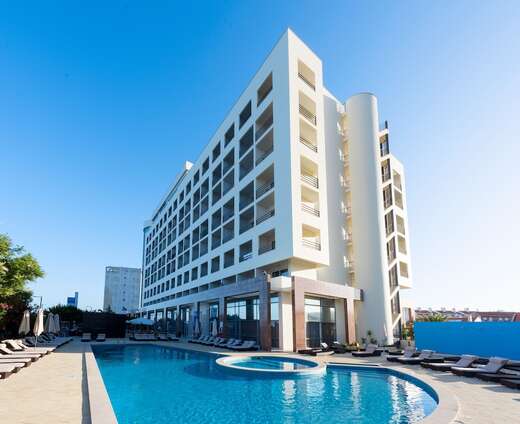 Tryp by Wyndham Lisboa Caparica Mar Hotel