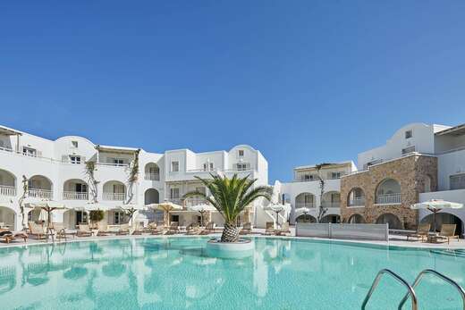 Een foto van het zwembad bij Aegean Plaza Hotel