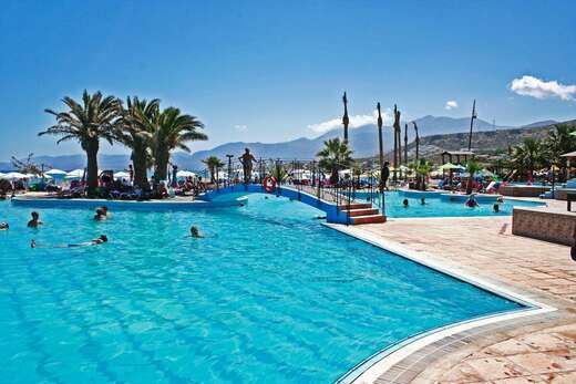 Een foto van Eri Beach & Village Hotel