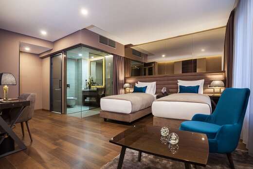 Saint Ten Hotel