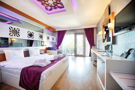 Een foto van Flora Garden Beach Hotel