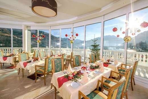 Een foto van het interieur van Grand Hotel Zell am See