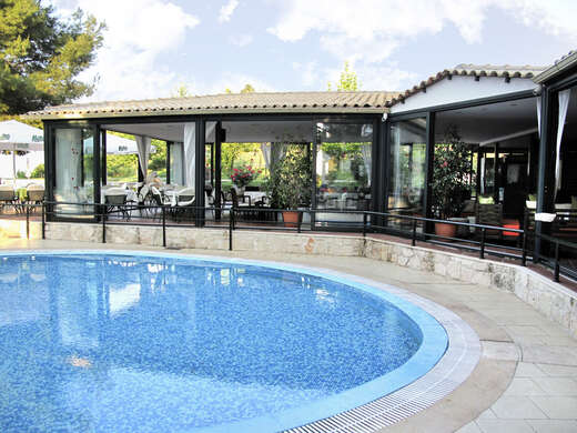 Hotel Lesse