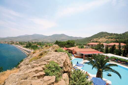 Alma Beach Hotel & Appartementen