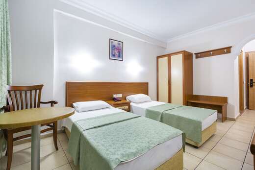 Ein Foto Alanya Beach Hotel