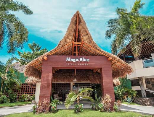 Een foto van de buitenkant van Hotel Boutique Magic Blue