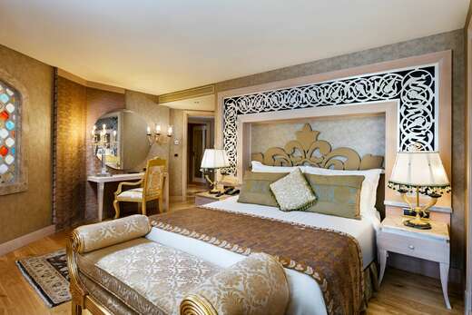 Ein Foto Titanic Mardan Palace