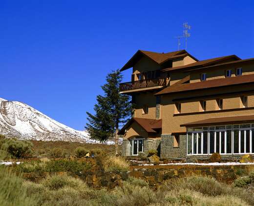 Een foto van de buitenkant van Parador de Las Canadas del Teide