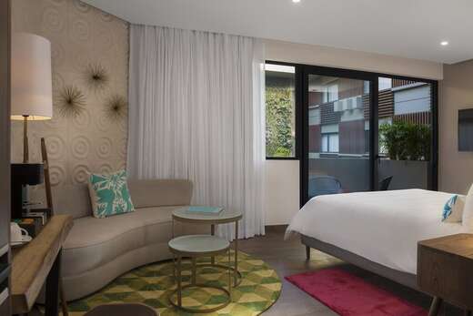 Een foto van The Fives Downtown Hotel & Residences Curio Collection by Hilton