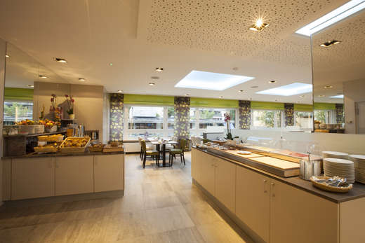 Een foto van de faciliteiten bij Hotel du Commerce