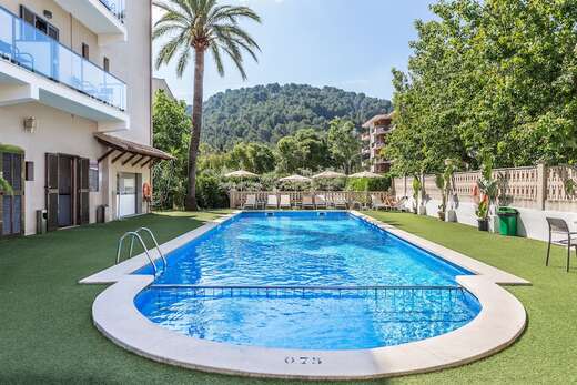 Fergus Style Soller Beach