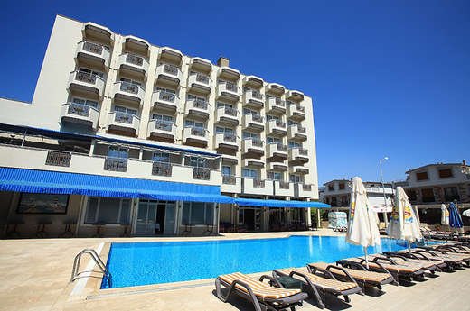 Ein Foto vom Pool im Club Cactus Paradise