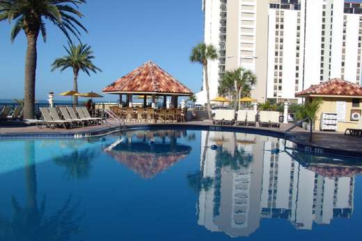 Holiday Inn & Suites Clearwater Beach