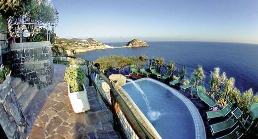 Punta Chiarito Resort