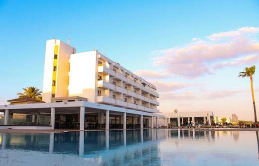 Pierre Anne Beach Hotel