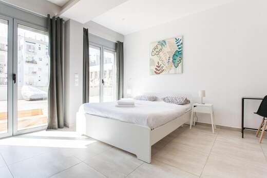 The Omnia Collection Pagrati