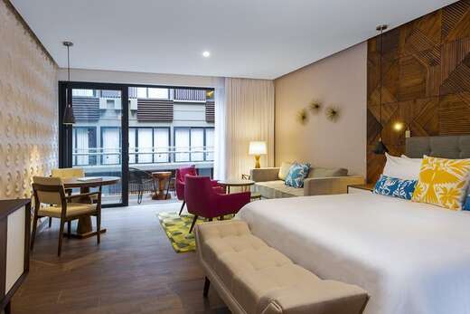 Een foto van The Fives Downtown Hotel & Residences Curio Collection by Hilton
