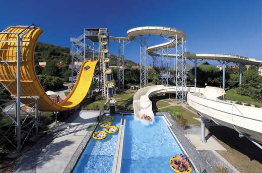 Een foto van het zwembad bij Aqua Fantasy Aquapark Hotel & Spa