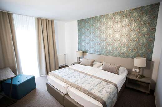 Alp Hotel