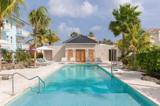 Een foto van Dolphin Suites Hotel