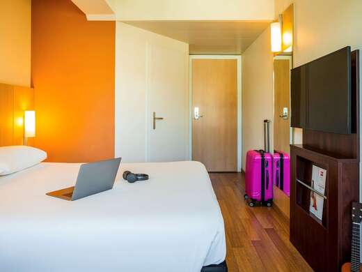 Ibis Lausanne Centre Hotel