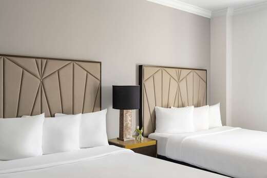 Een foto van Martinique New York on Broadway Curio Collection by Hilton