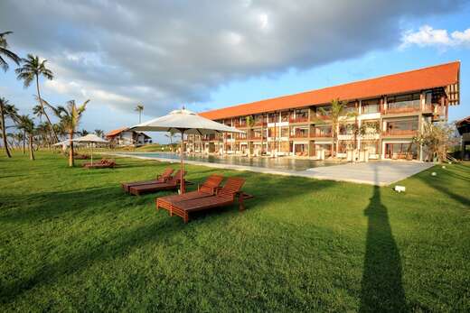 Een foto van het zwembad bij Anantaya Resort & Spa Chilaw
