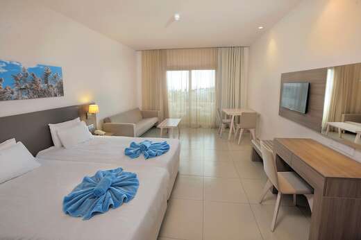 Ein Foto Euronapa Hotel Apartments