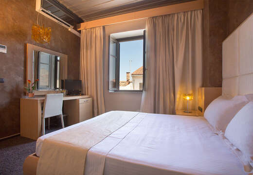 Aion Luxury Hotel
