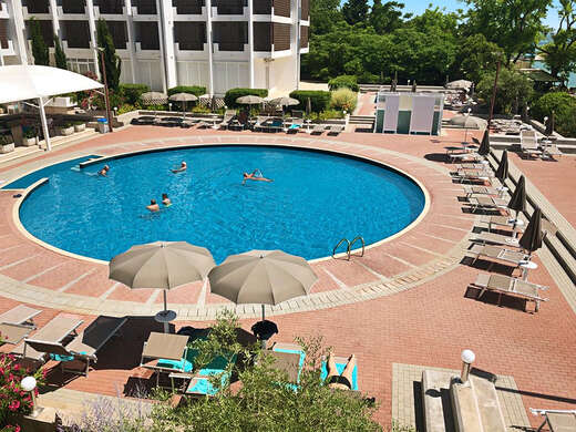 Hotel Kolovare
