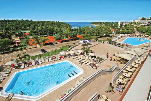 Een foto van een overzicht van Hotel Albatros Plava Laguna