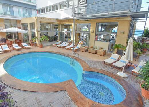 Ibiscus Hotel