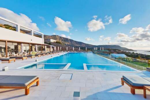 Royal Marmin Bay Boutique & Art Hotel