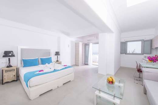 Een foto van Blue Waves Hotel