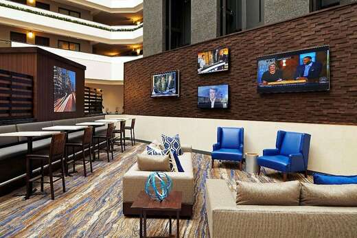Een foto van Embassy Suites by Hilton Los Angeles International Airport North