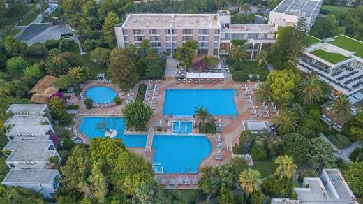Caravia Beach Hotel
