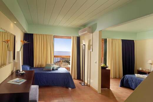 Een foto van Apostolata Island Resort & Spa