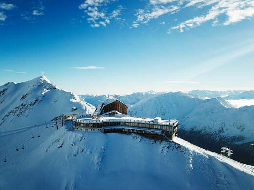 Glacier Hotel Grawand