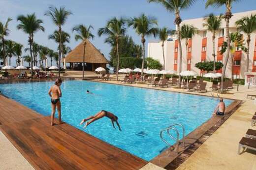 Een foto van het zwembad bij Hotel Palm Beach